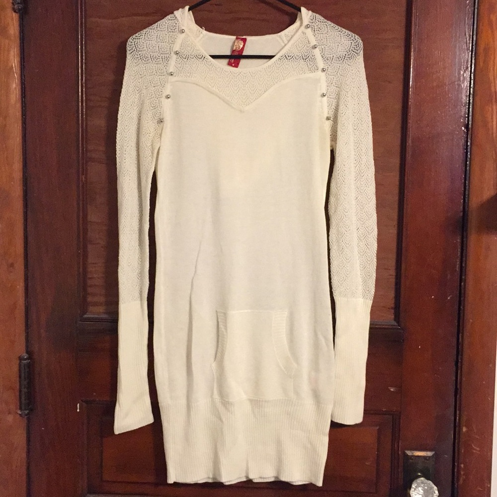 Cute long top!